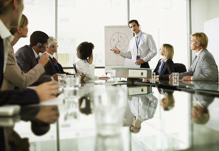 Bezdrátový průvodce mikrofon pro tichou konferenci(图5)